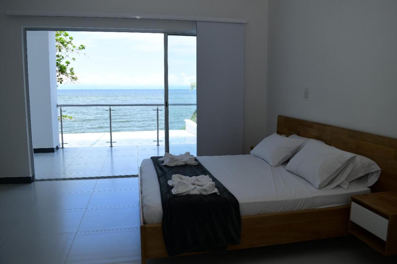 Alpha Hotel Boutique Некокли Экстерьер фото