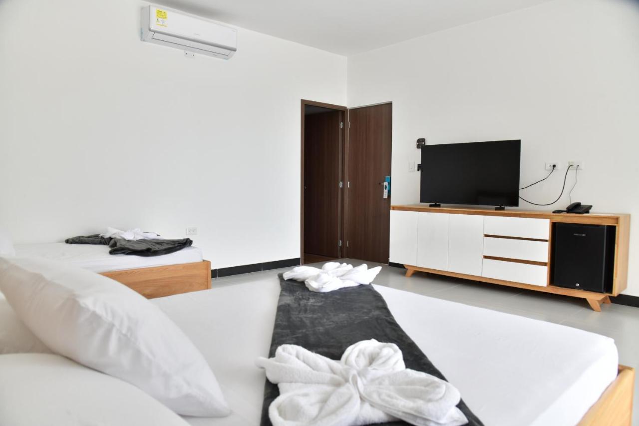 Alpha Hotel Boutique Некокли Экстерьер фото